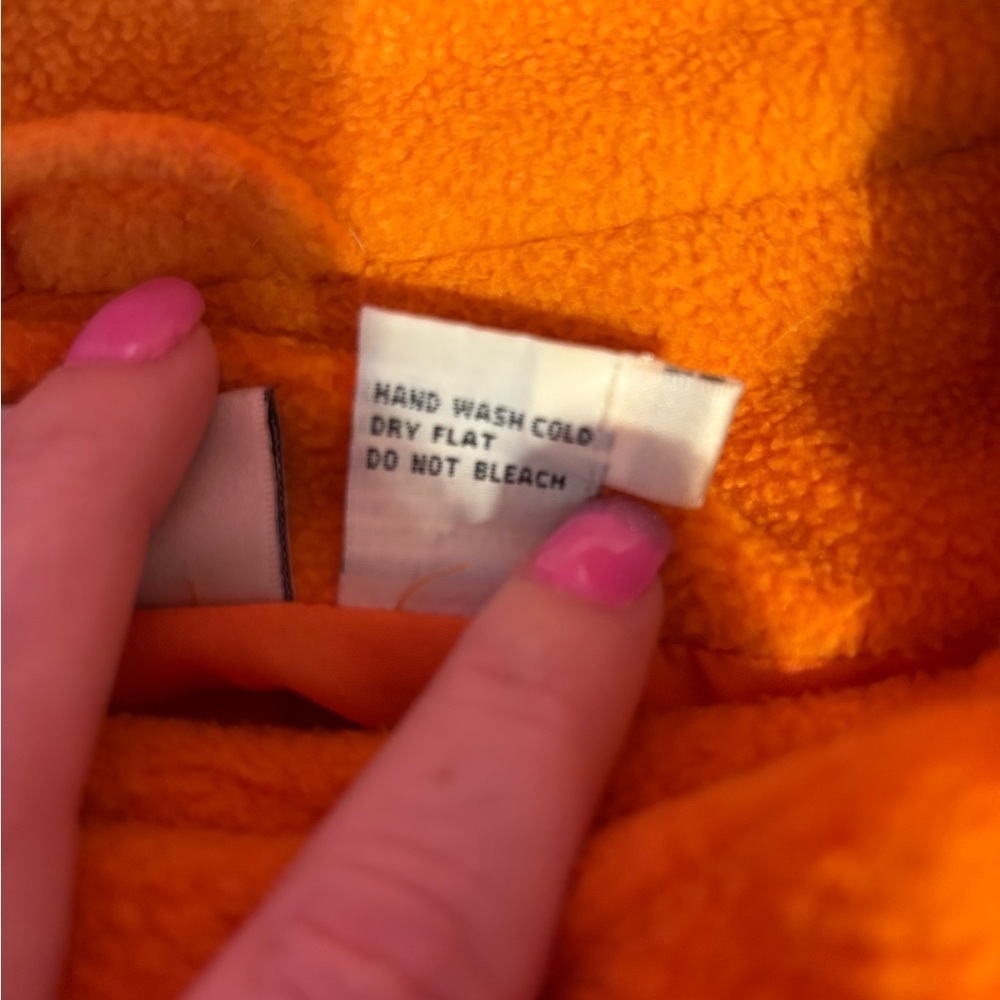 Plus Size Newport News Vibrant Orange Women's Poncho - Picture 6 of 15